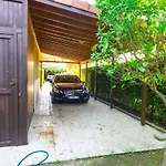 Villa Paradise Town Royal *