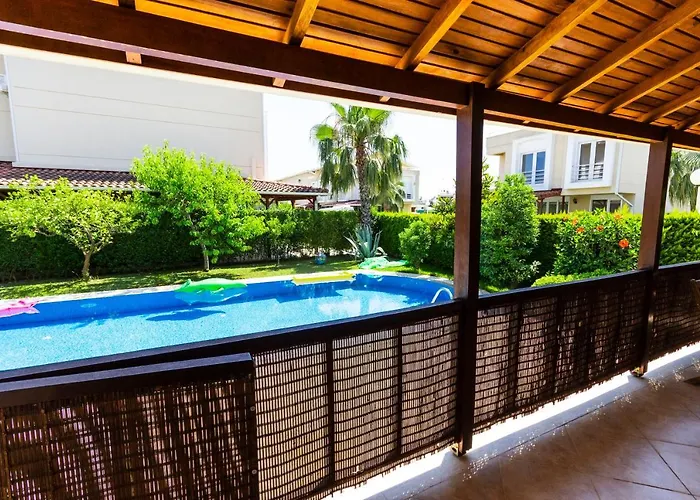 Villa Paradise Town Royal