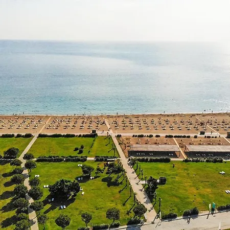 Villa Paradise Town Royal