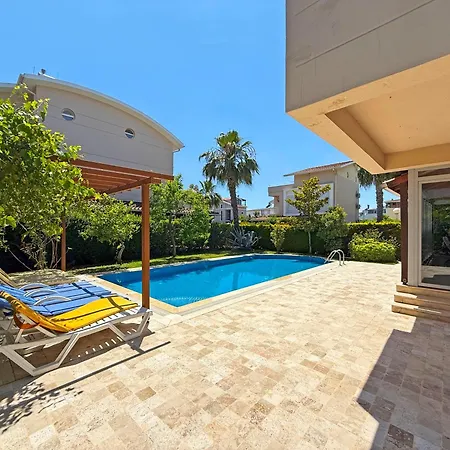 Paradise Town Royal Villa Belek