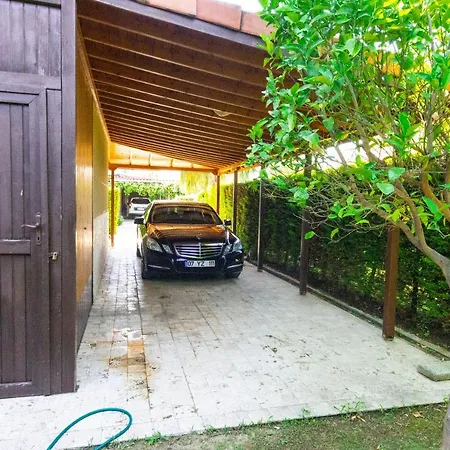 Villa Paradise Town Royal *