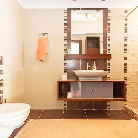 Villa Paradise Town Royal *