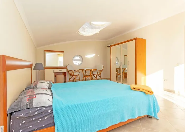 Paradise Town Royal * באלאק